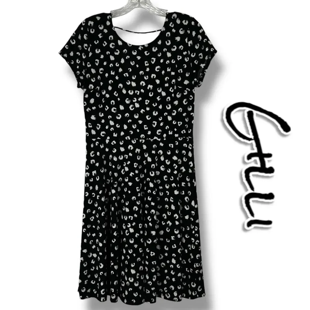 Gilli Nancy Faux Printed Black White Knee Length Dress Scoop Back Womens Sz L - Picture 1 of 11